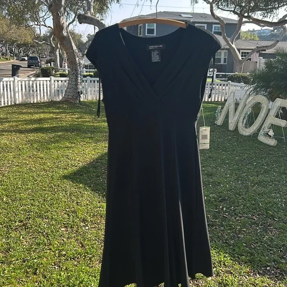 Jones New York English Garden Dress - Picture 12 of 12